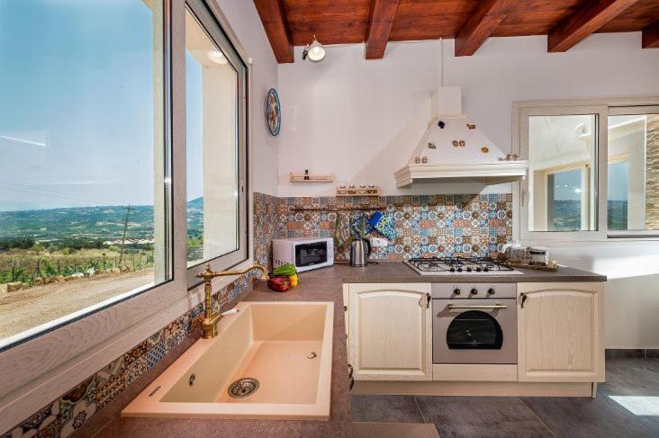 Villa Miro, Stupenda Villa Con Piscina Privata كاستيلاّماري ديل غو المظهر الخارجي الصورة