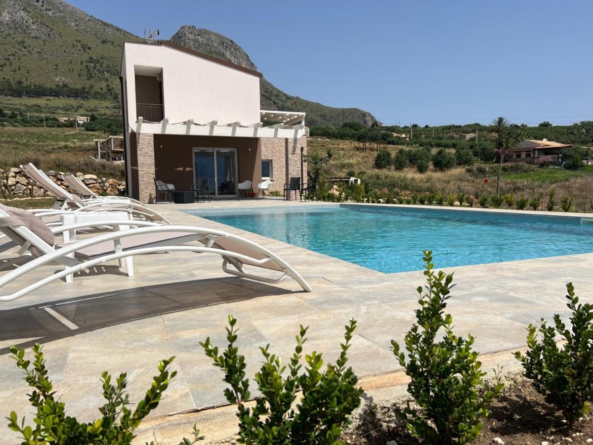 Villa Miro, Stupenda Villa Con Piscina Privata كاستيلاّماري ديل غو المظهر الخارجي الصورة