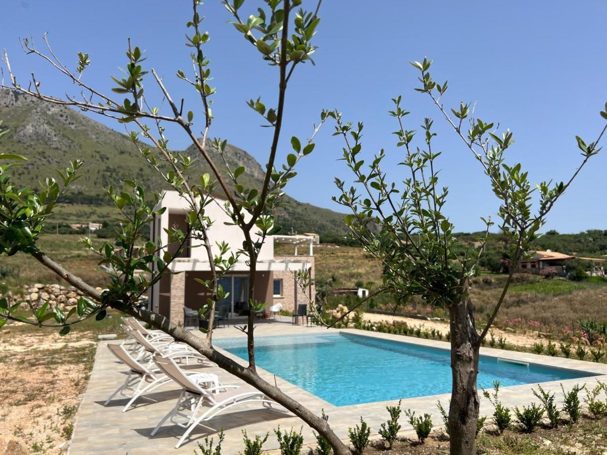 Villa Miro, Stupenda Villa Con Piscina Privata كاستيلاّماري ديل غو المظهر الخارجي الصورة